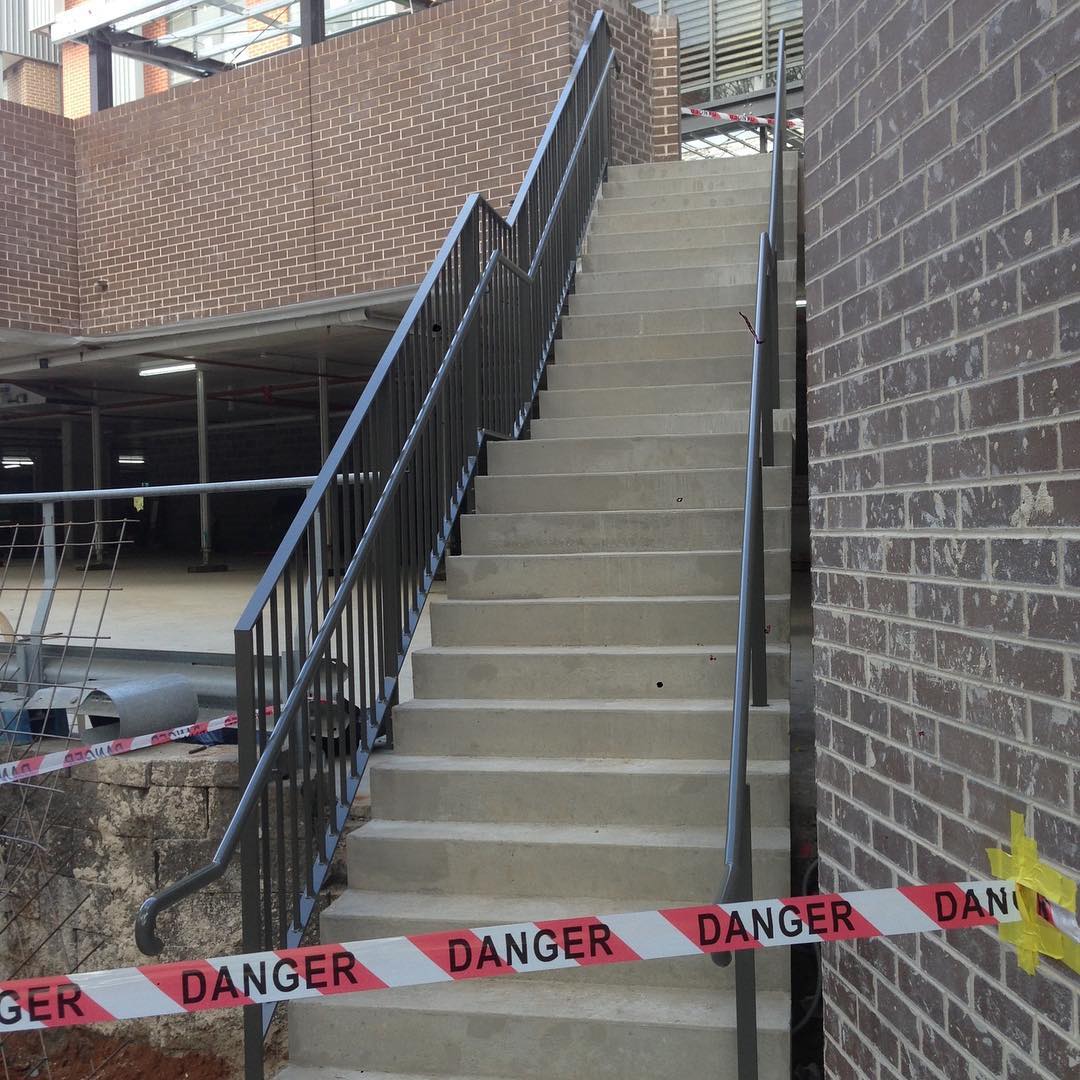 stainless steel balustrade respray
